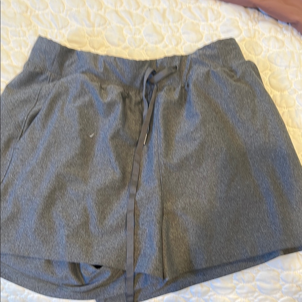 Old Navy Gray Athletic Shorts with Elastic Waistband